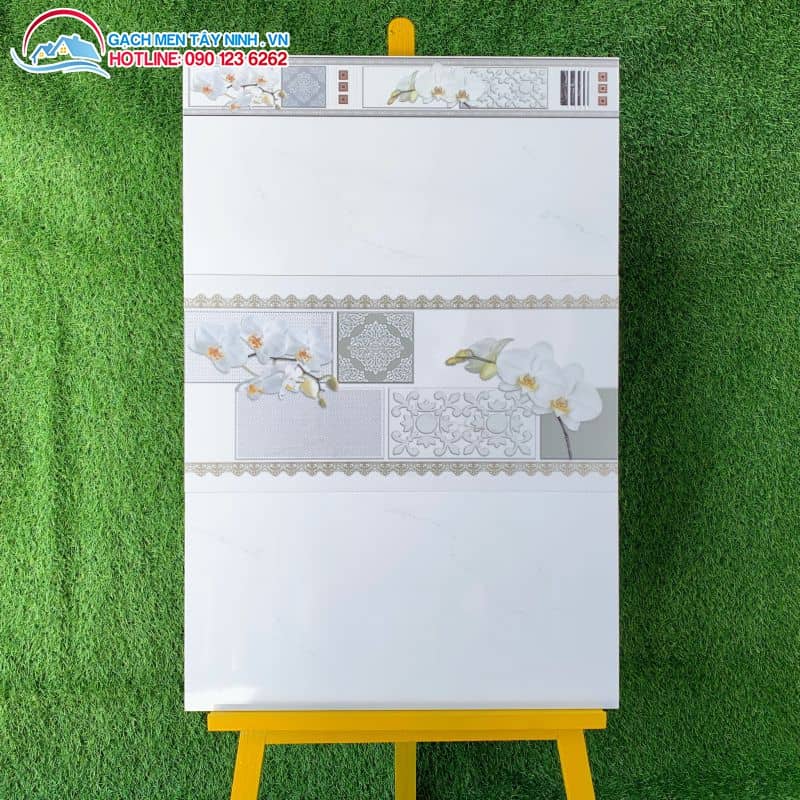 Gạch ốp tường 30x60 bông hoa lan đẹp